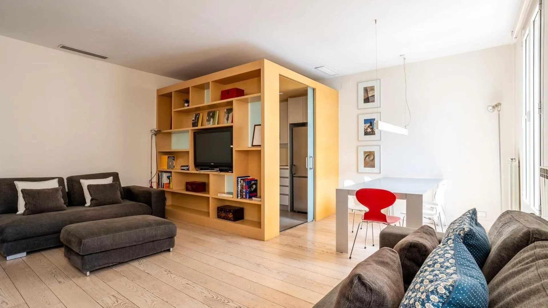 Classy 3Bed 3Bath Apartment In Eixample Barselona